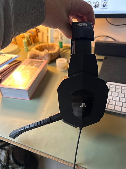 Product image 1 of 4