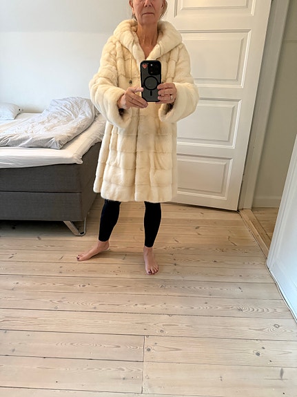 Product image 1 of 9