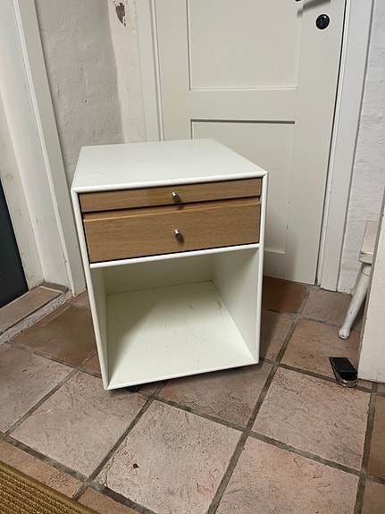 Product image 1 of 9