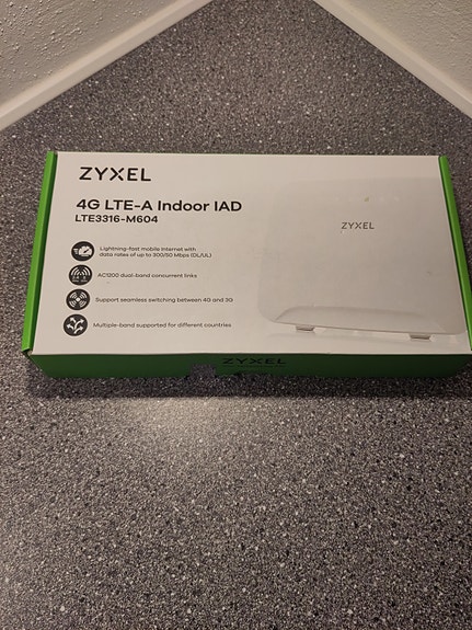 Product image 1 of 8