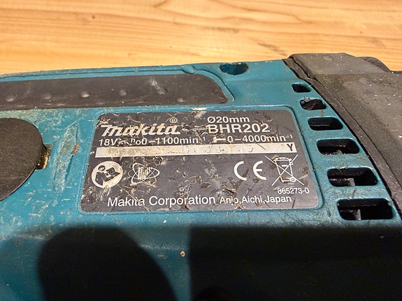 Product image 1 of 3