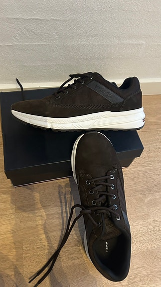 Product image 1 of 7