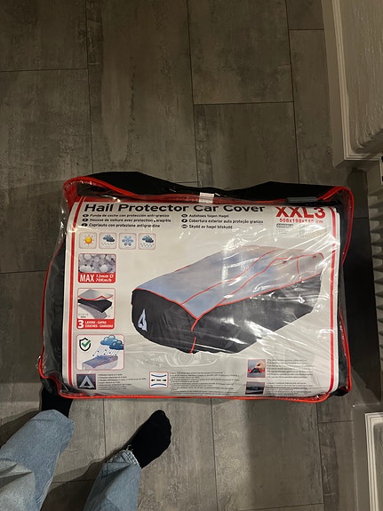 Product image 1 of 2