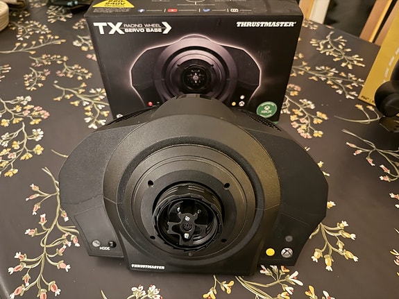 Product image 1 of 4