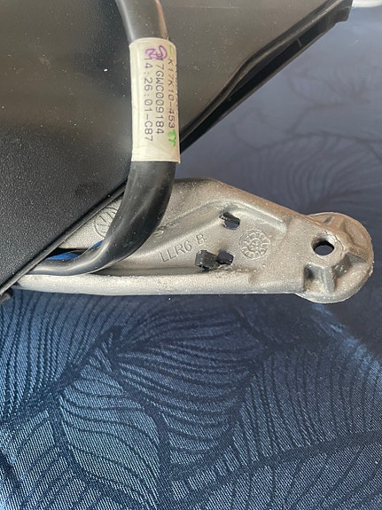 Product image 8 of 9