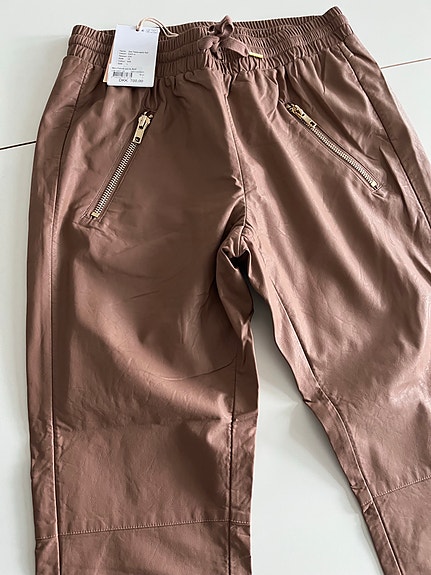 Product image 8 of 11