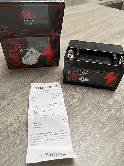 Product image 1 of 2