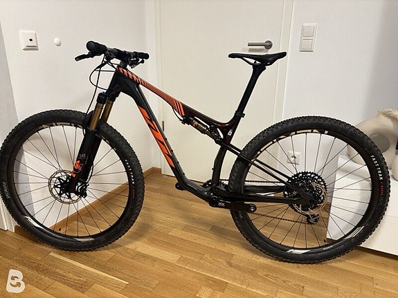 Product image 1 of 10