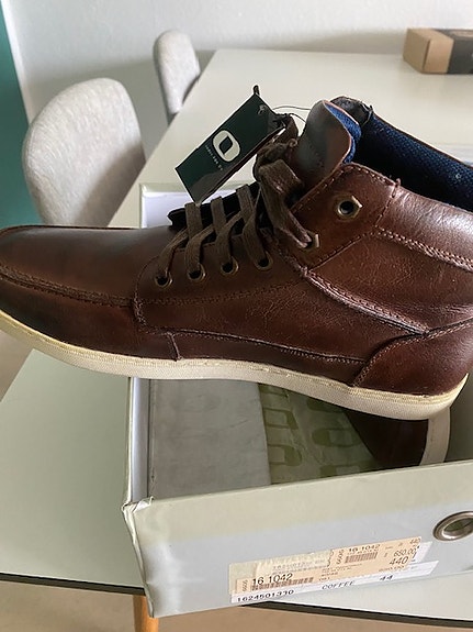 Product image 2 of 9