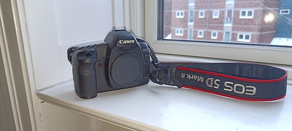 Product image 1 of 3