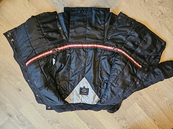 Product image 3 of 9