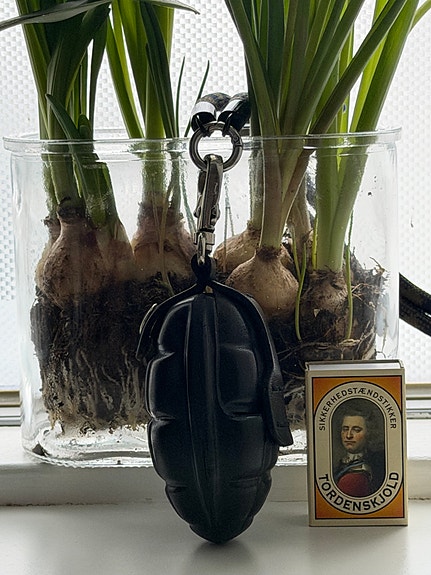 Product image 6 of 8