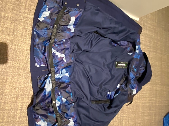 Product image 26 of 40