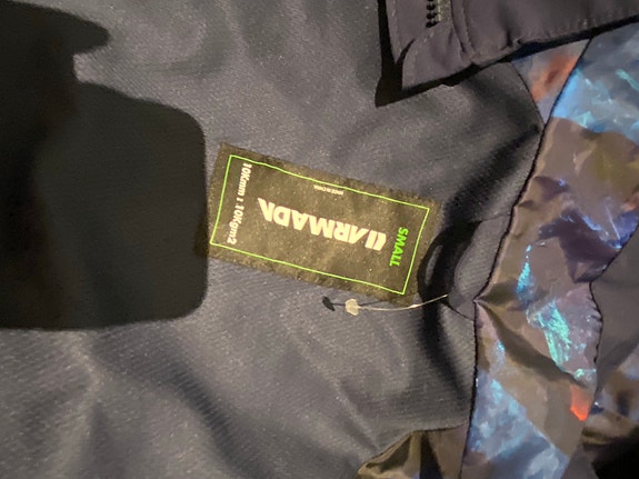 Product image 27 of 40