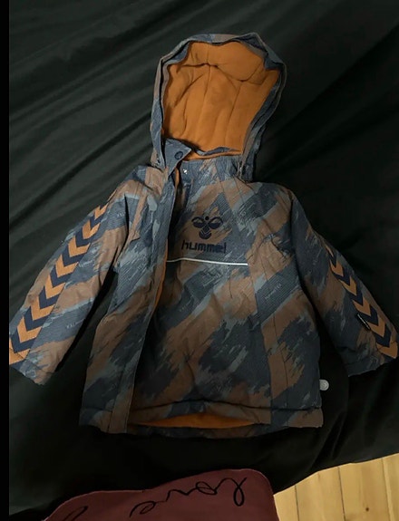 Product image 1 of 2