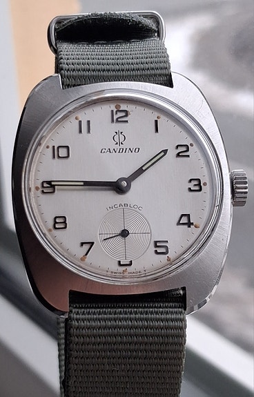 Product image 1 of 6