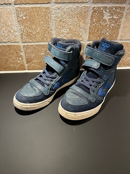 Product image 1 of 4