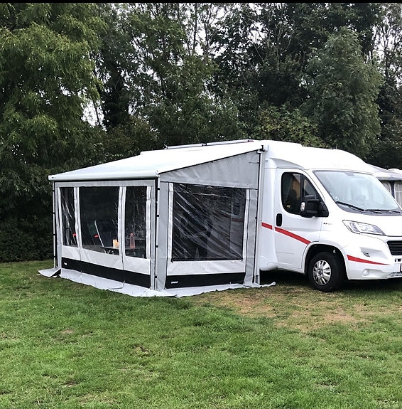 Product image 1 of 9