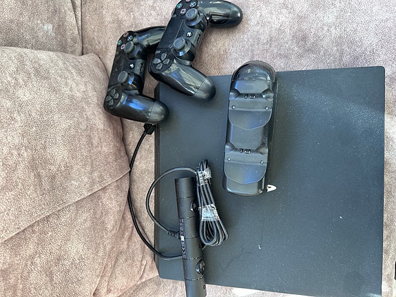 Product image 1 of 3