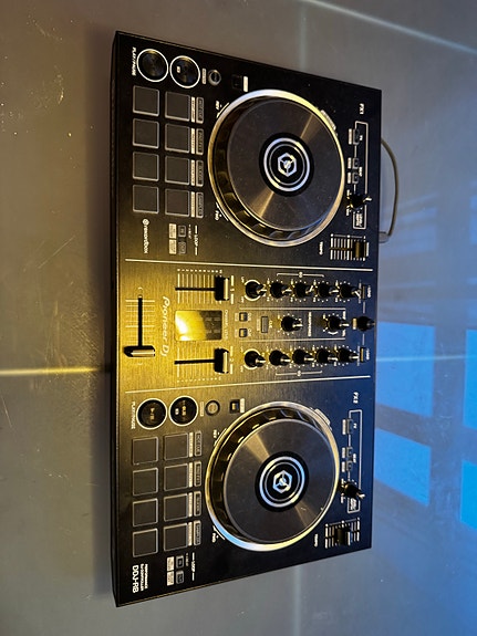 Product image 1 of 4