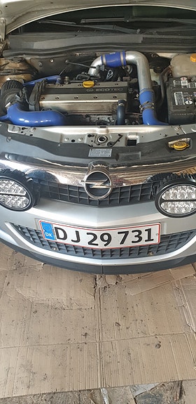 Opel Astra 2008 photo 2