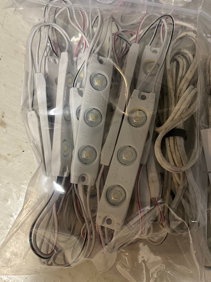 Product image 1 of 4