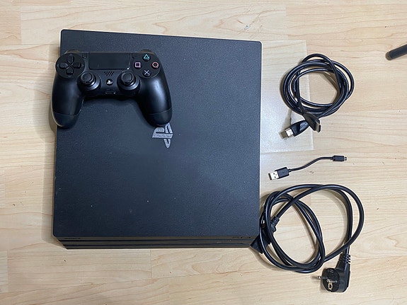 Product image 1 of 3