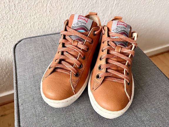 Product image 1 of 9