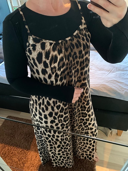 Product image 1 of 8