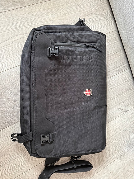 Product image 1 of 3