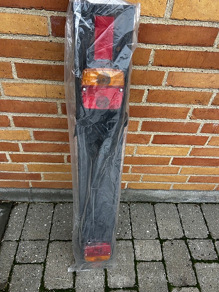 Product image 1 of 3