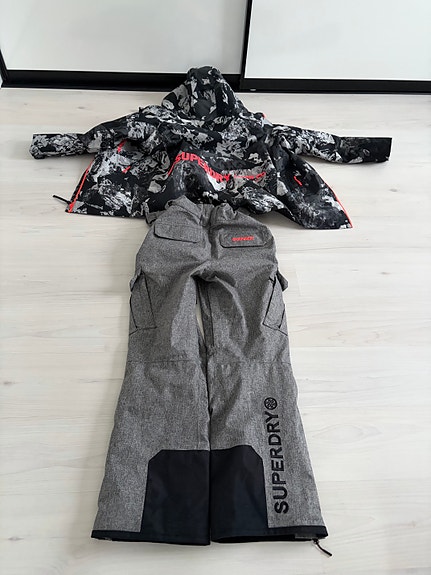 Product image 2 of 9