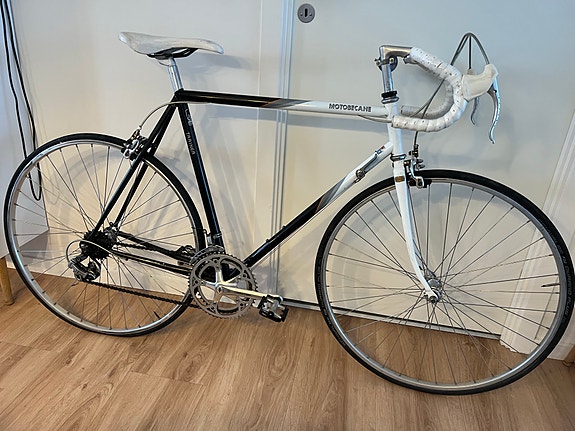 Product image 1 of 6