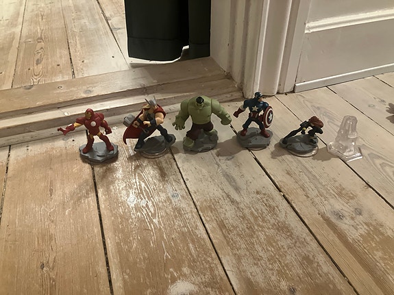 Product image 1 of 4