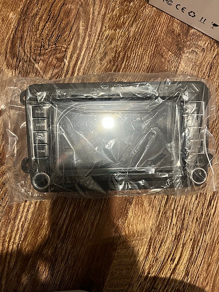 Product image 1 of 4