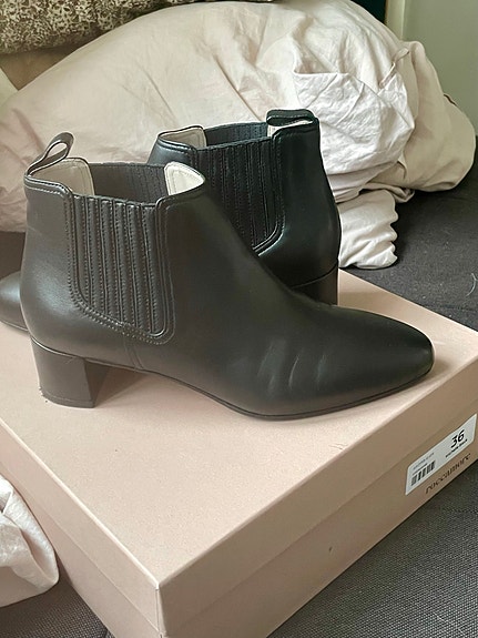 Product image 1 of 8