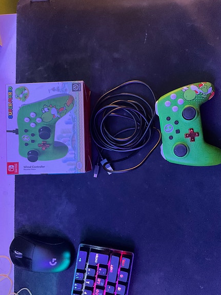 Product image 1 of 3