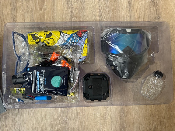 Product image 2 of 4