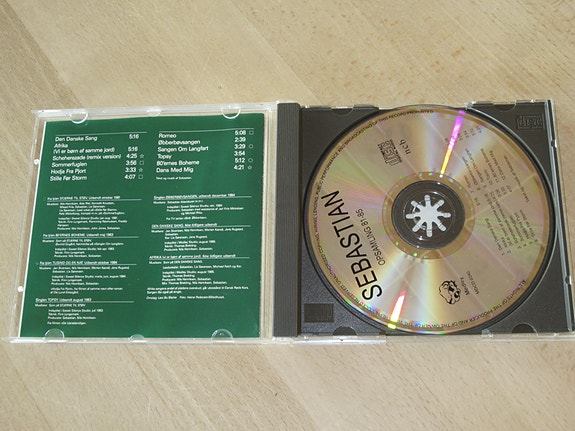 Product image 3 of 3