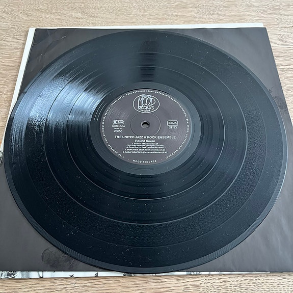 Product image 3 of 6
