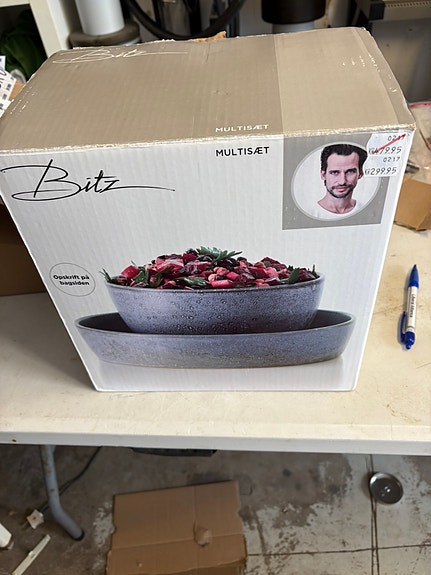 Product image 1 of 5