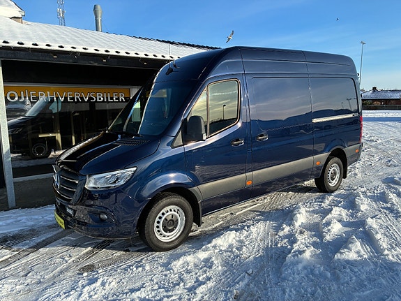 Mercedes Sprinter 319