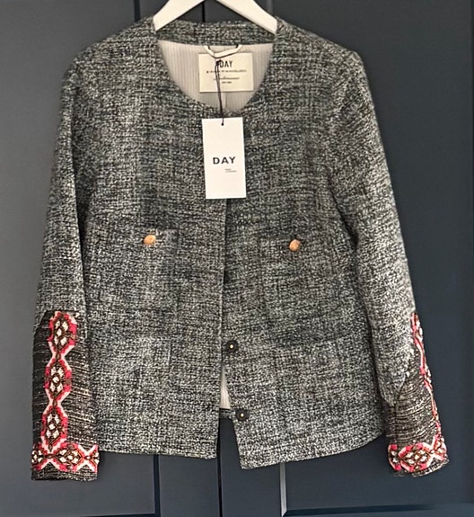 Product image 16 of 17