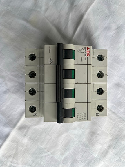 Product image 1 of 3