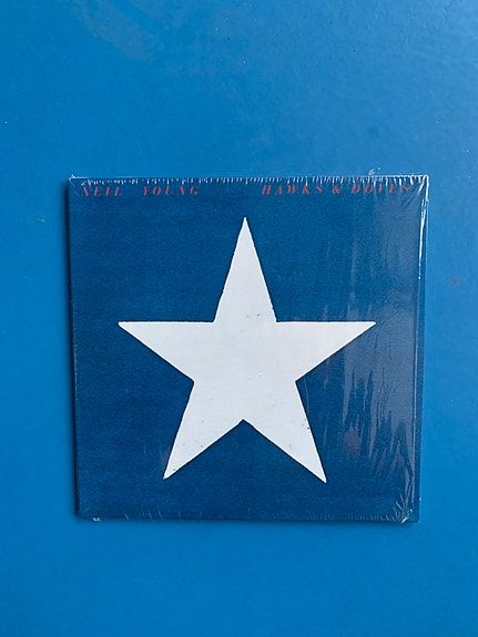 Product image 1 of 2