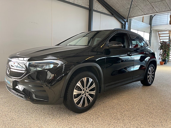 Mercedes EQA250