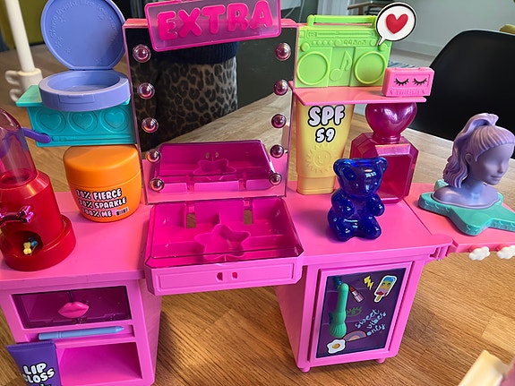 Product image 1 of 4