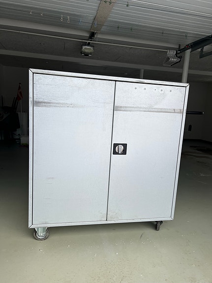 Product image 1 of 8