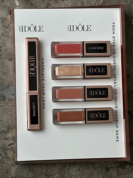 Product image 1 of 4