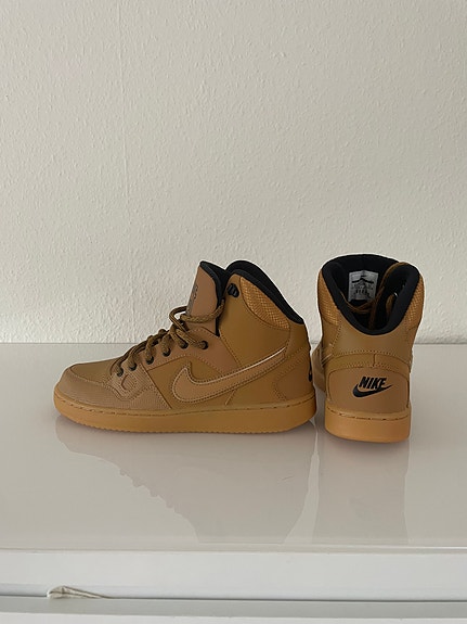 Product image 13 of 17